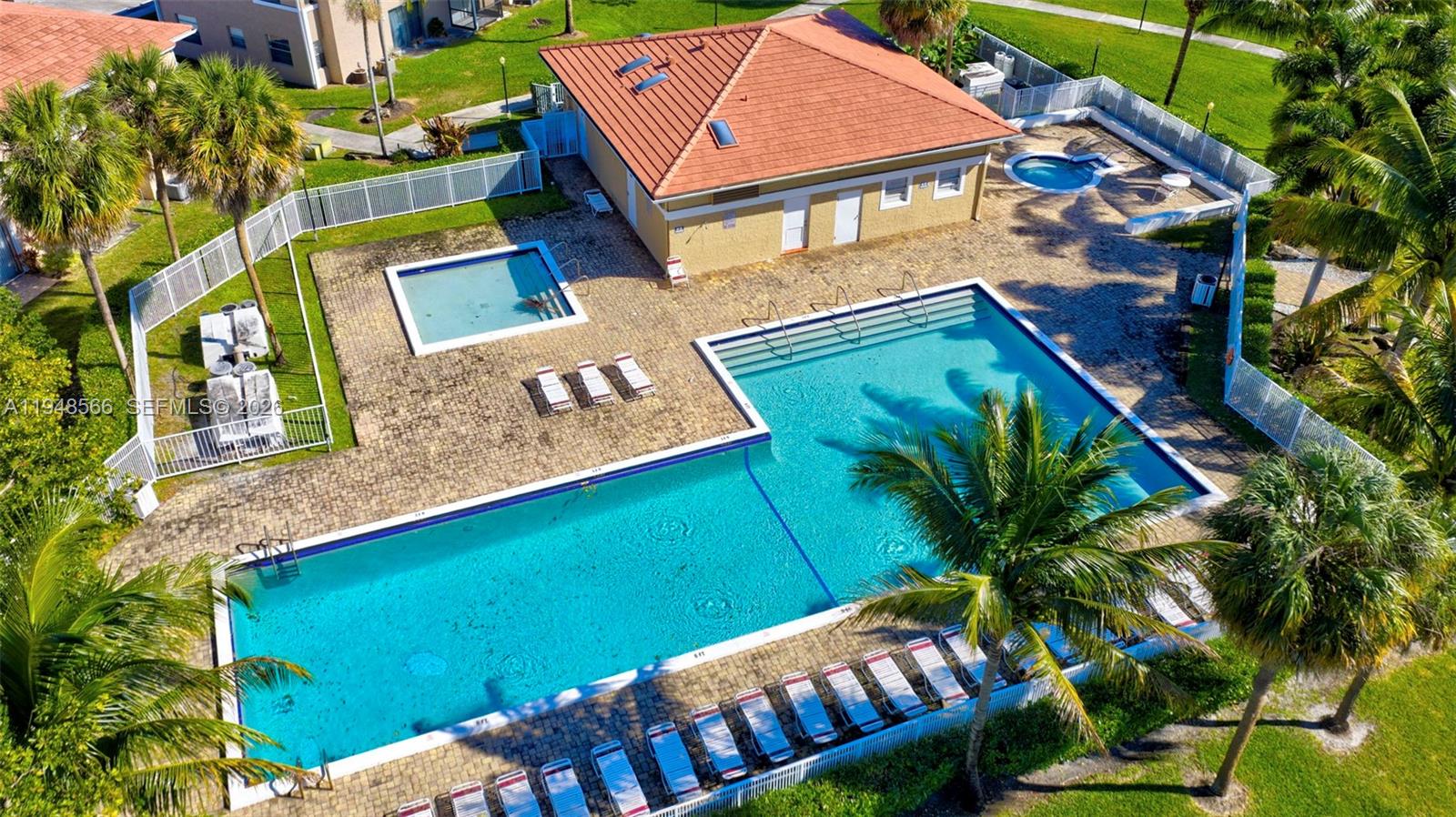 LAKEWOOD VILLAGE - Residential