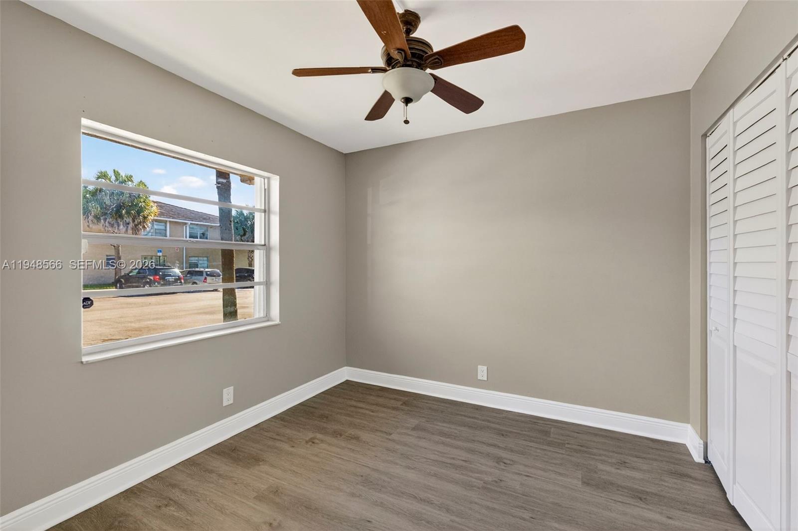 LAKEWOOD VILLAGE - Residential