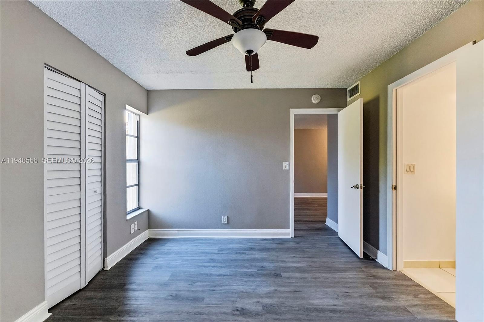 LAKEWOOD VILLAGE - Residential