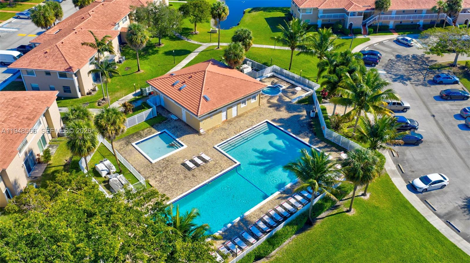 LAKEWOOD VILLAGE - Residential