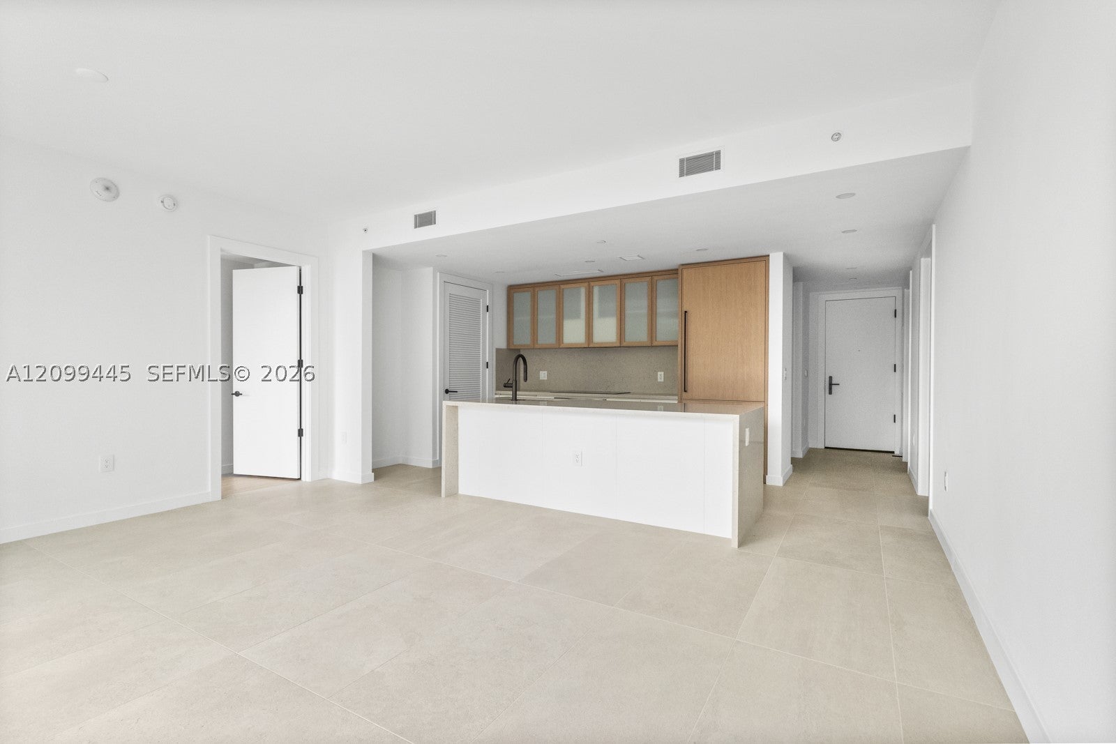 2200 Brickell Ave 201