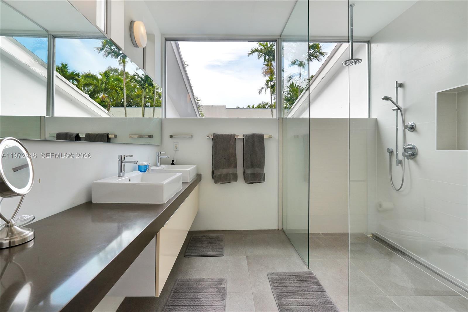 BAY HEIGHTS - Residential