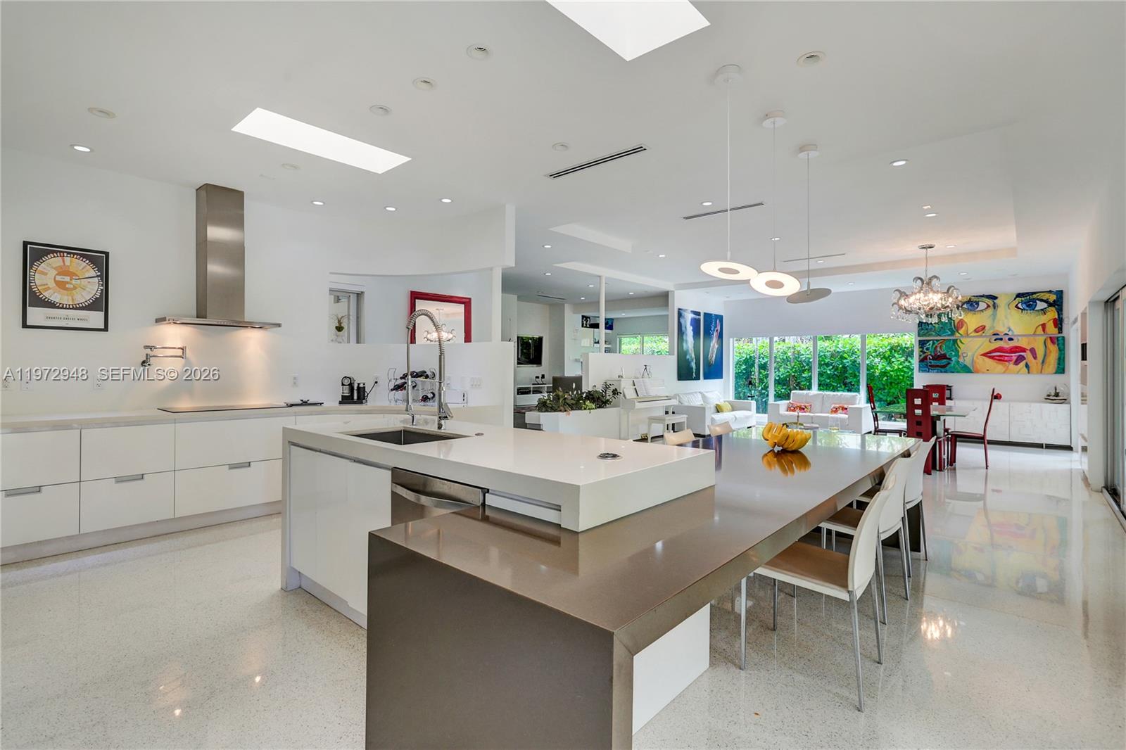 BAY HEIGHTS - Residential