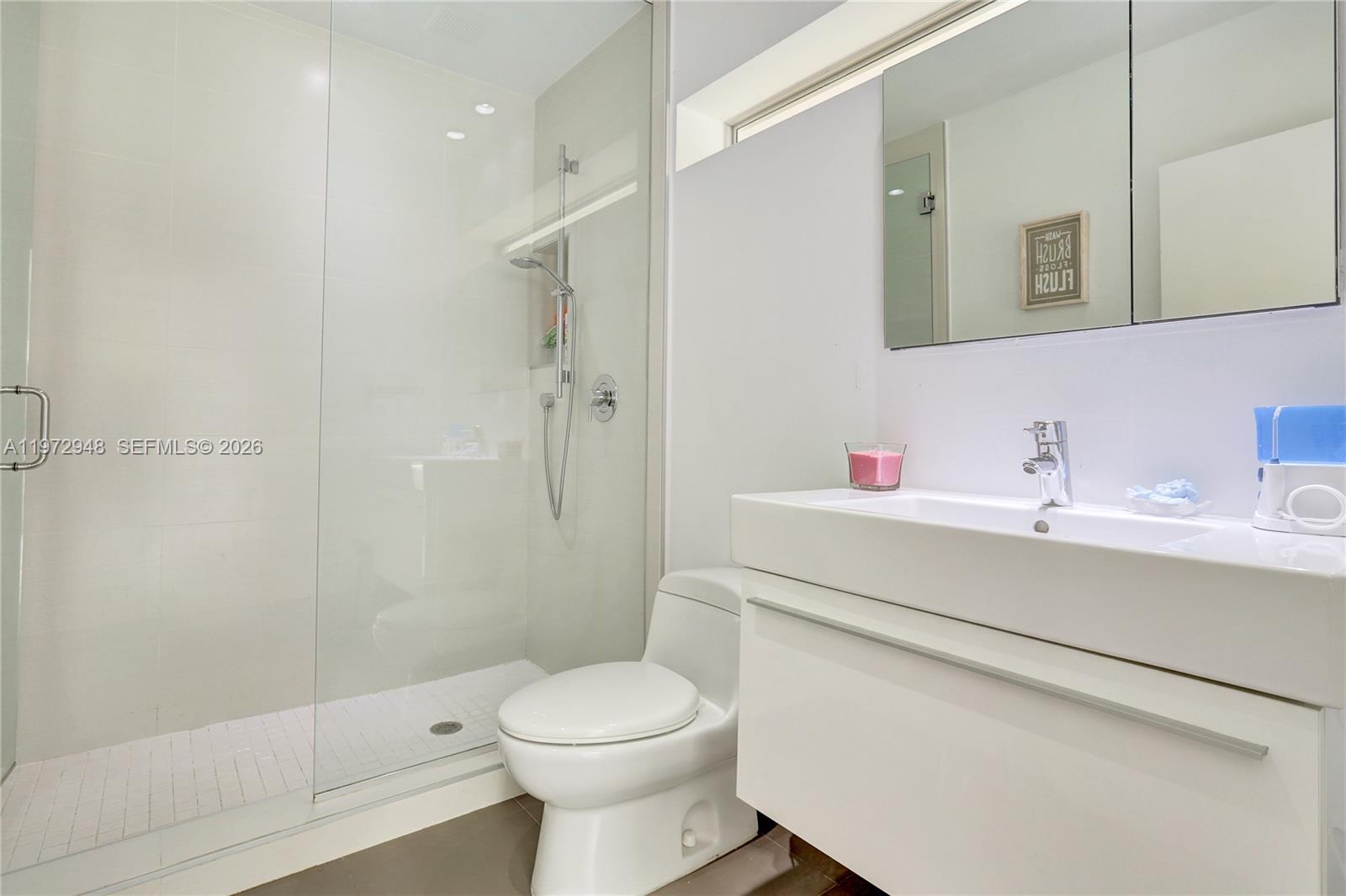 BAY HEIGHTS - Residential