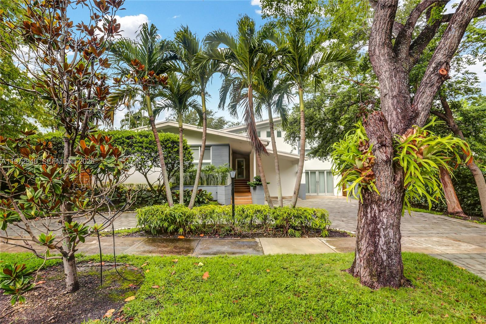 BAY HEIGHTS - Residential