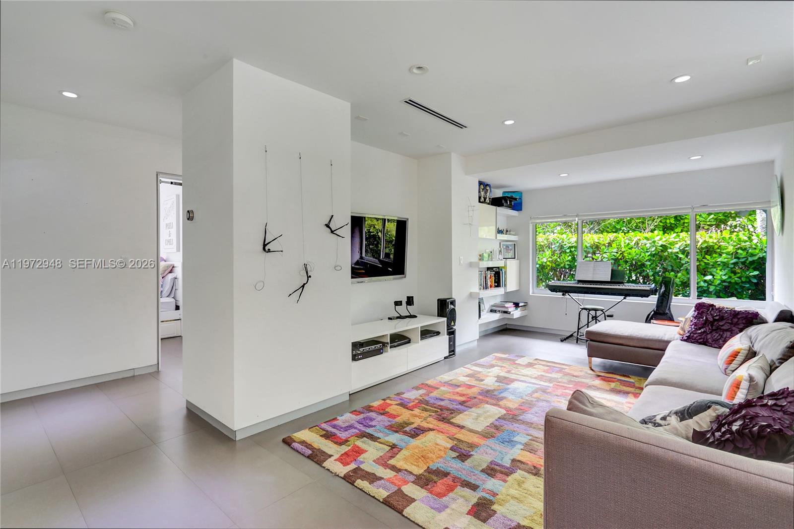 BAY HEIGHTS - Residential