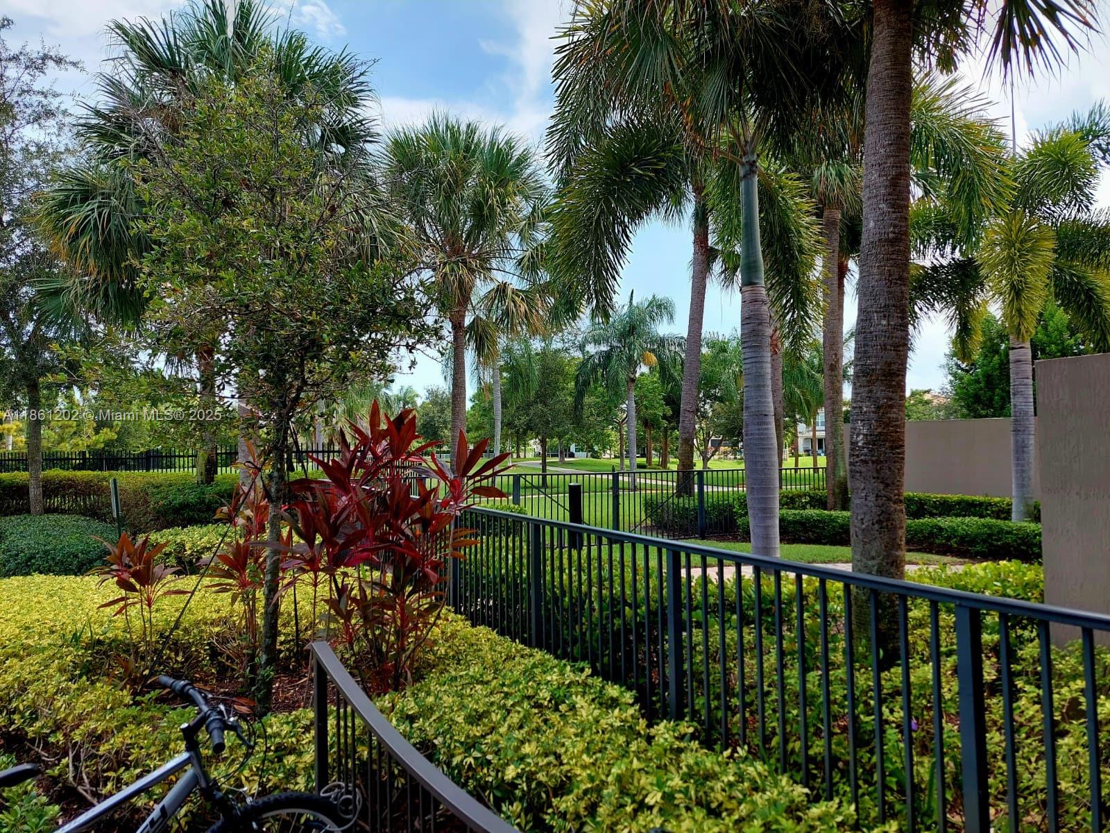 HILLCREST NO 21 CONDO - Residential