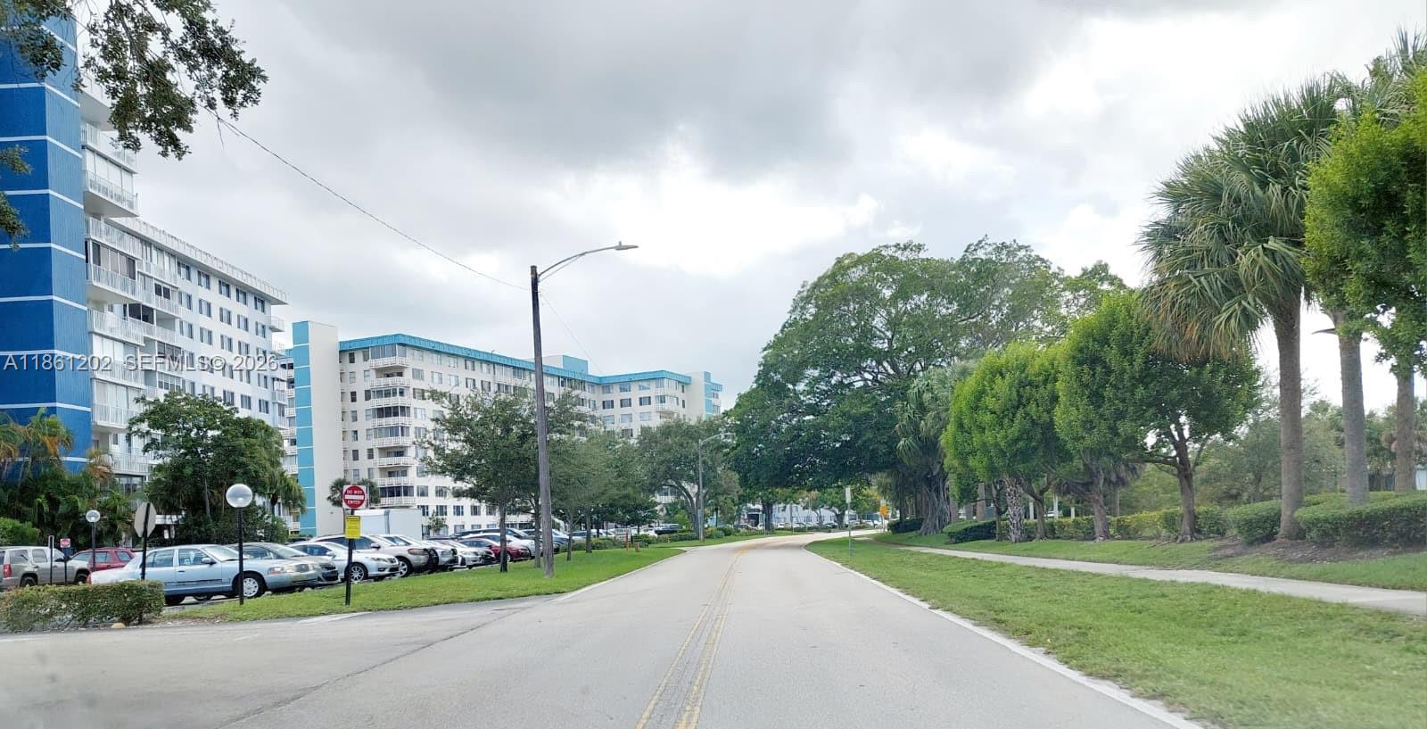 HILLCREST NO 21 CONDO - Residential