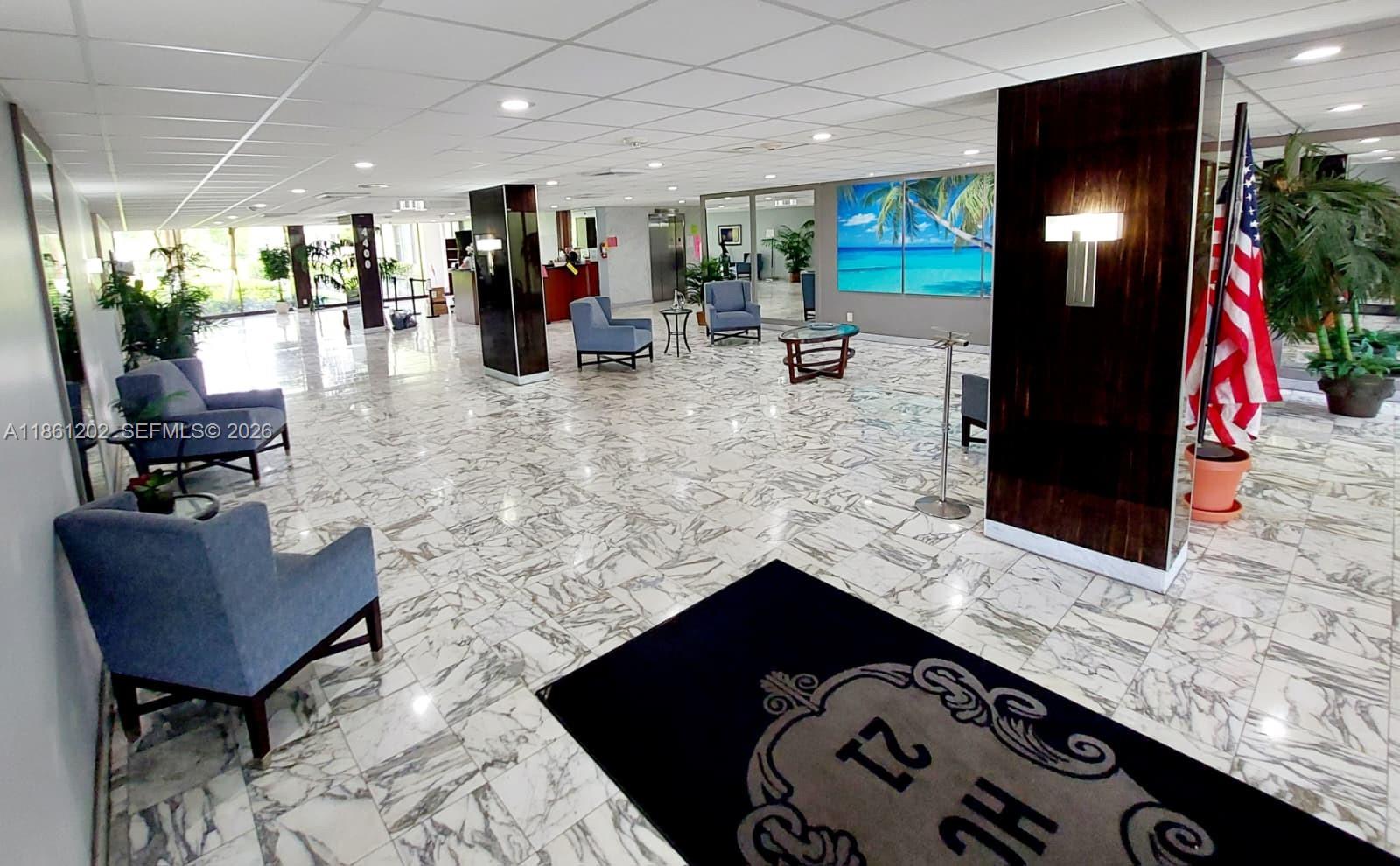 HILLCREST NO 21 CONDO - Residential