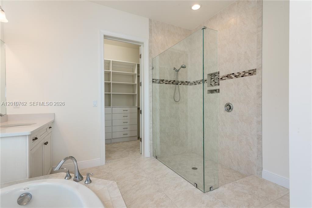 HERON BAY NORTH PLAT 4 - Residential