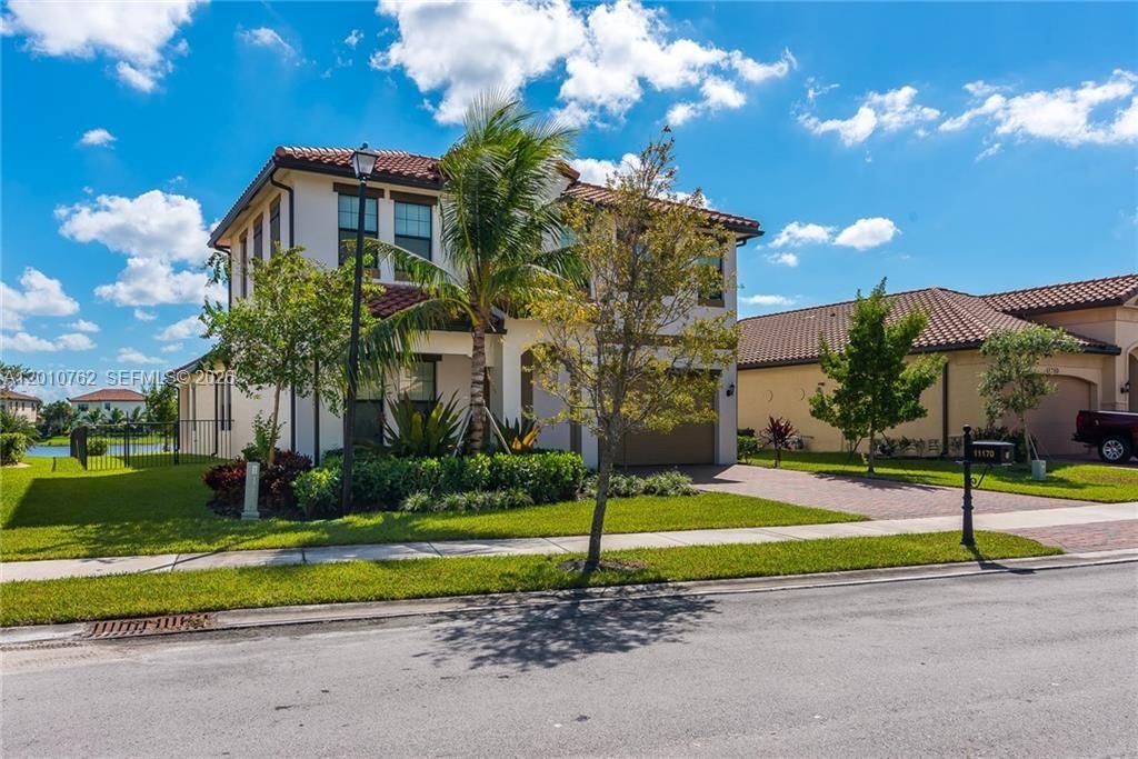 HERON BAY NORTH PLAT 4 - Residential