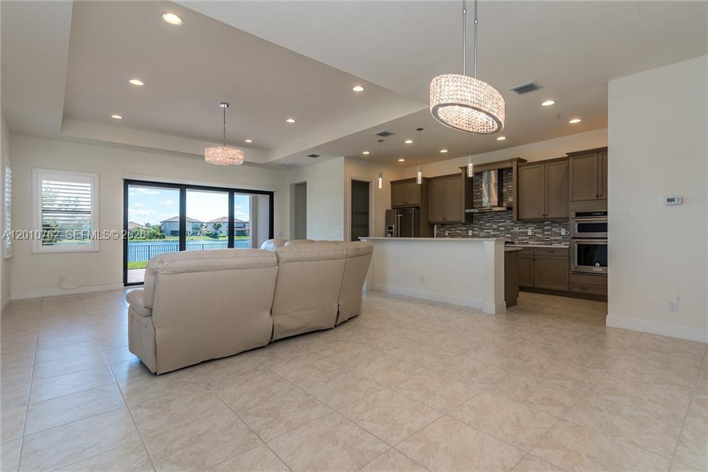 HERON BAY NORTH PLAT 4 - Residential