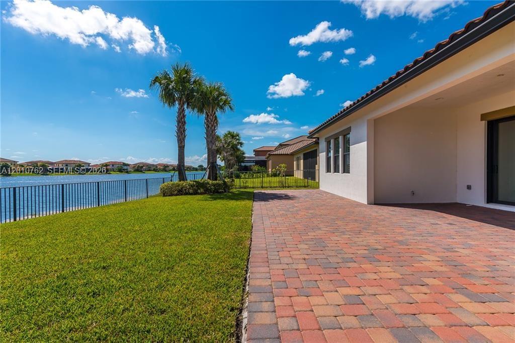 HERON BAY NORTH PLAT 4 - Residential