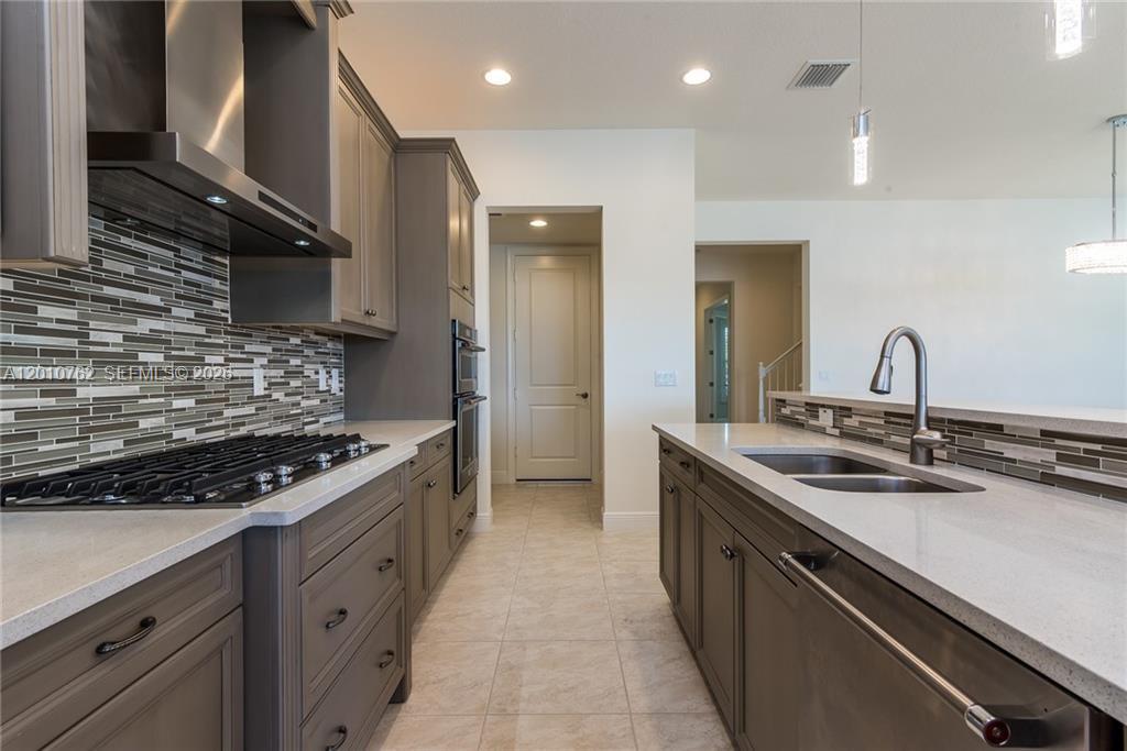 HERON BAY NORTH PLAT 4 - Residential