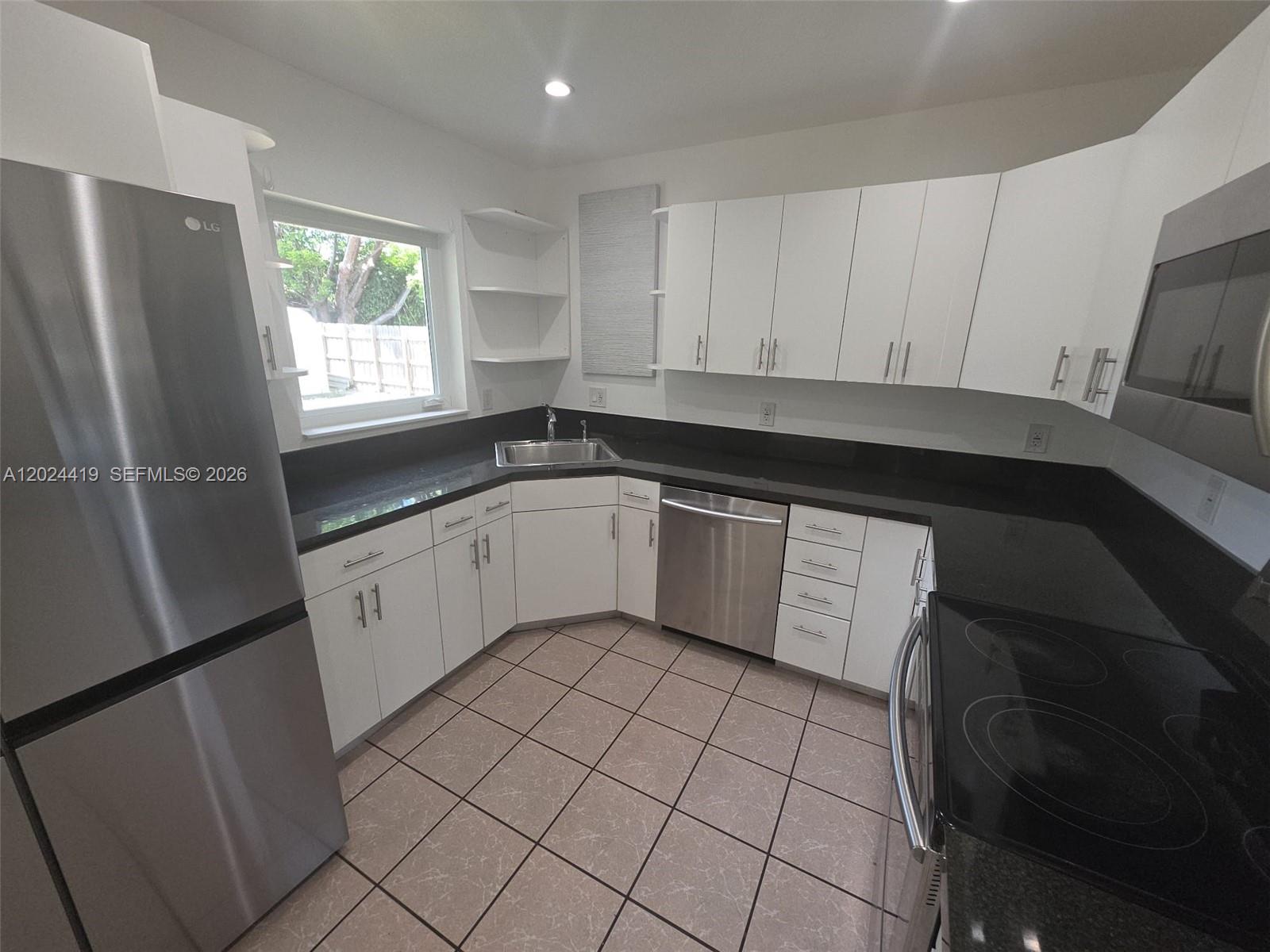 S CORAL HOMES SEC 3 - Residential Lease
