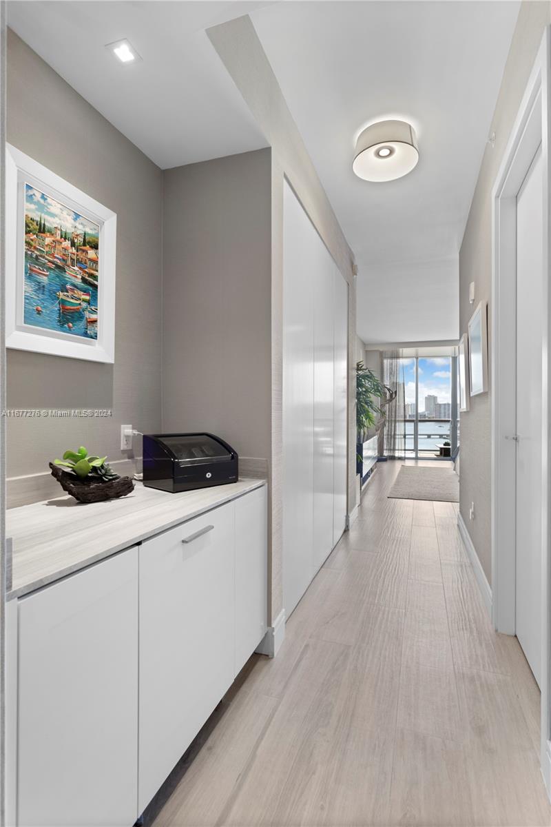 ECHO CONDO - Residential