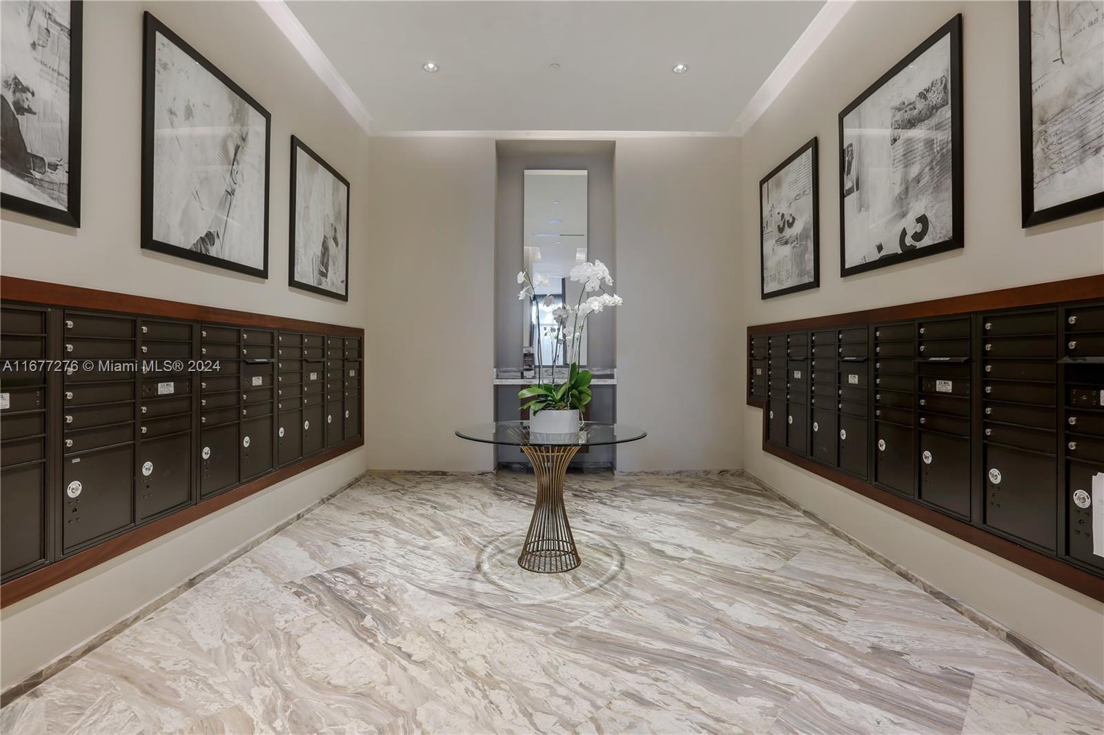 ECHO CONDO - Residential