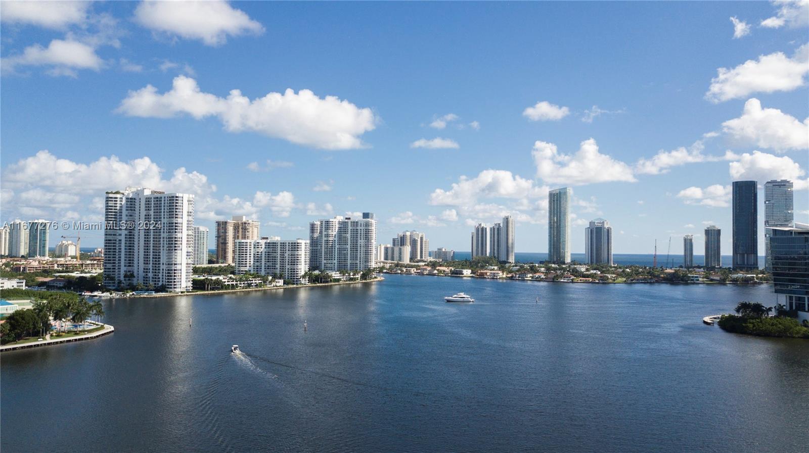 ECHO CONDO - Residential