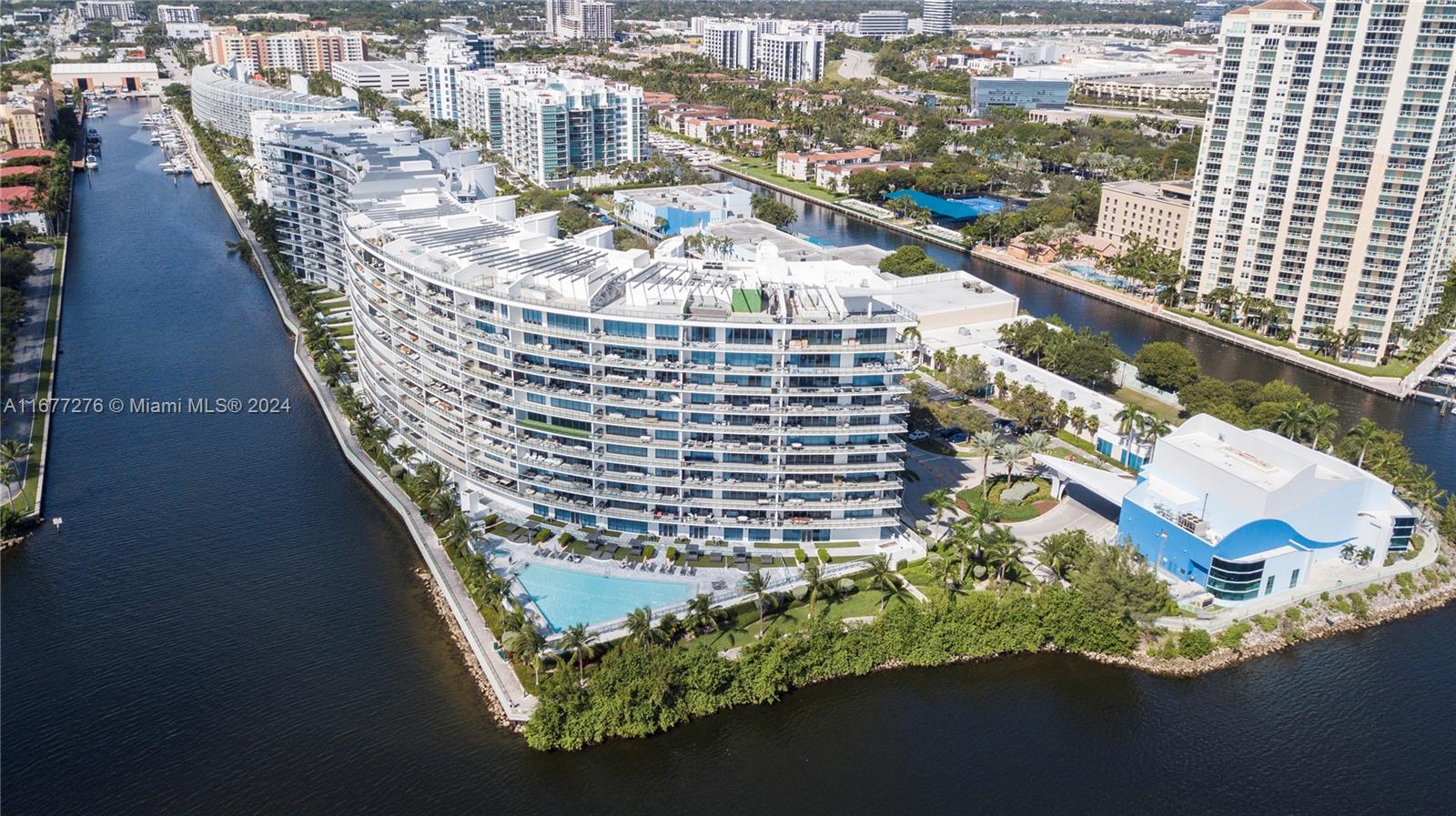 ECHO CONDO - Residential