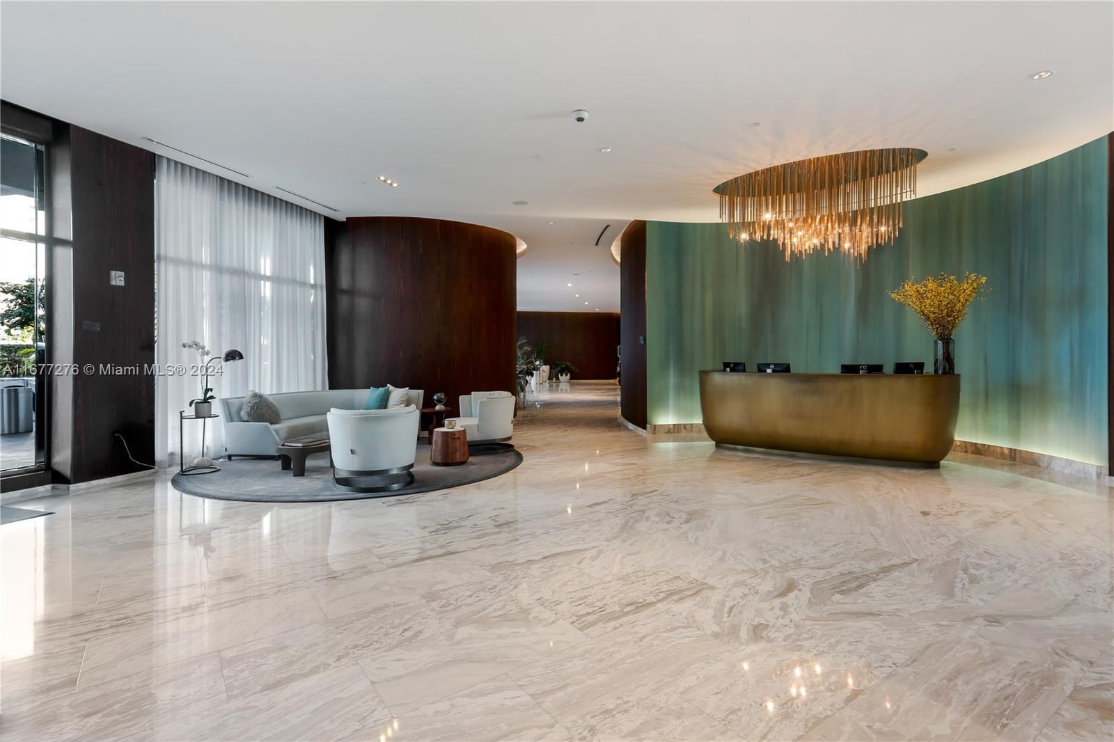 ECHO CONDO - Residential