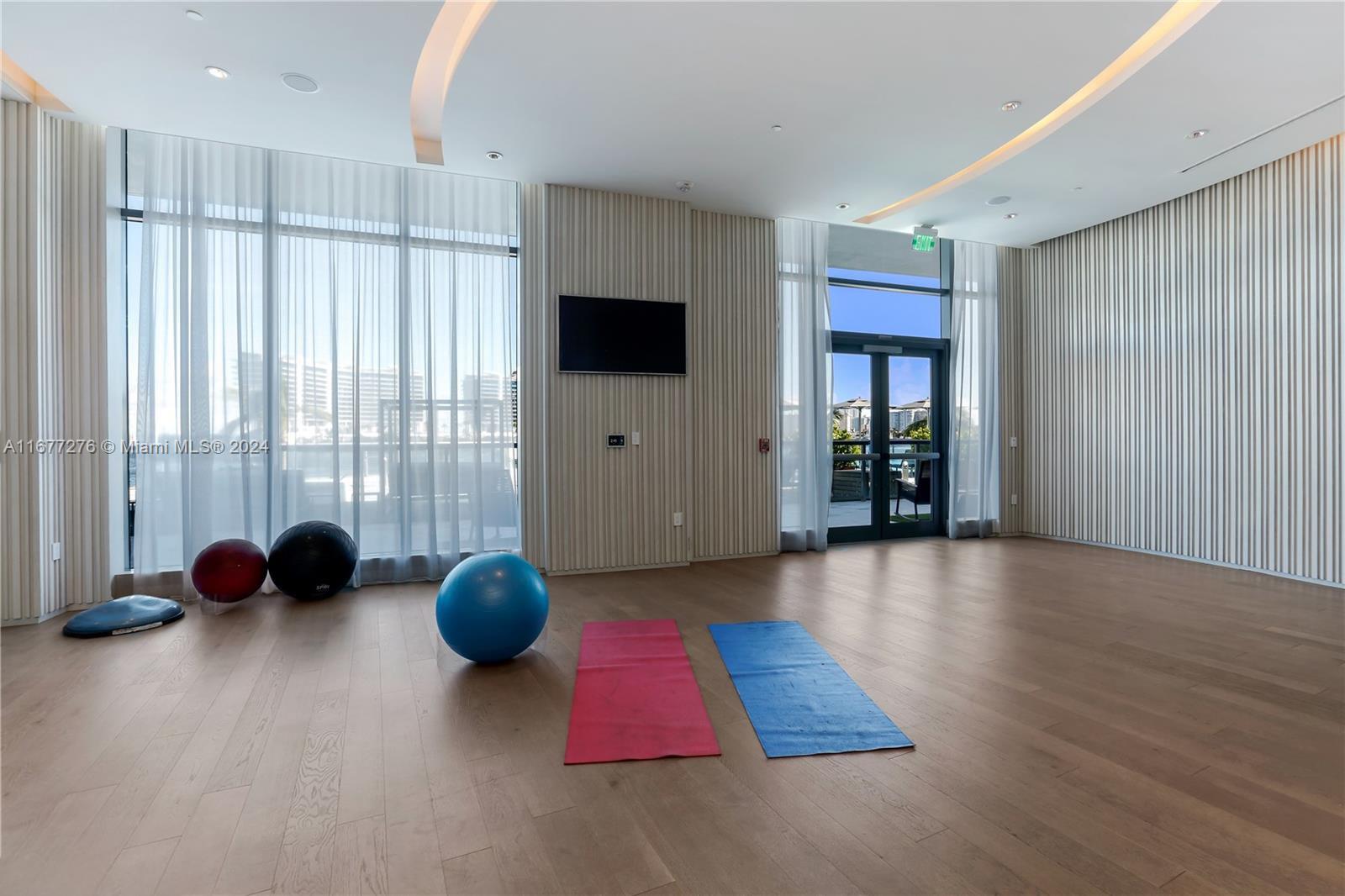 ECHO CONDO - Residential