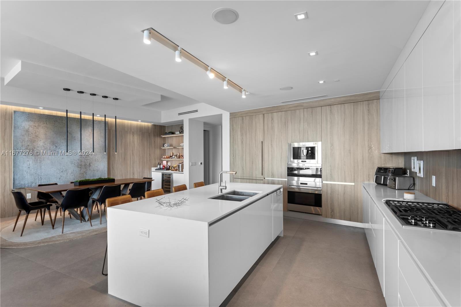 ECHO CONDO - Residential