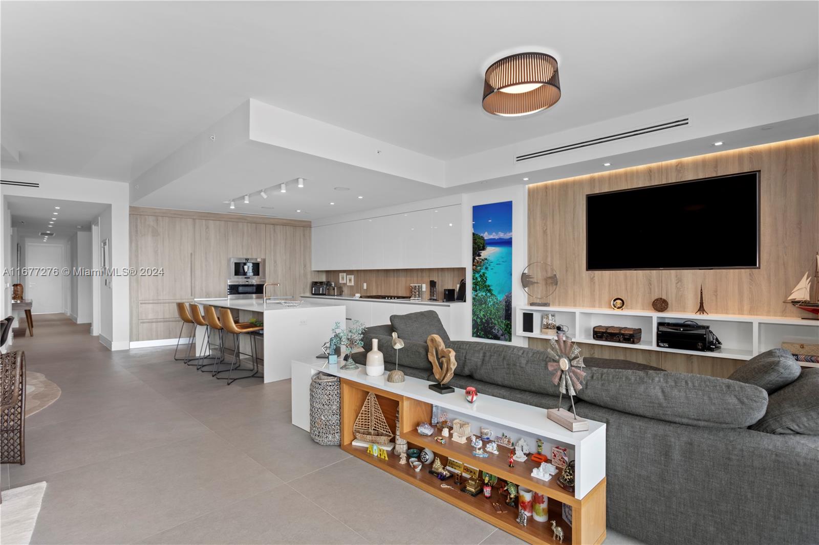 ECHO CONDO - Residential