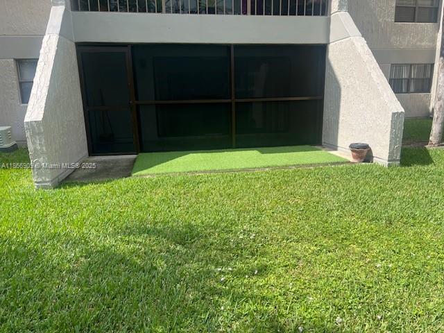 BUILDING NINE OF RACQUET - Residential