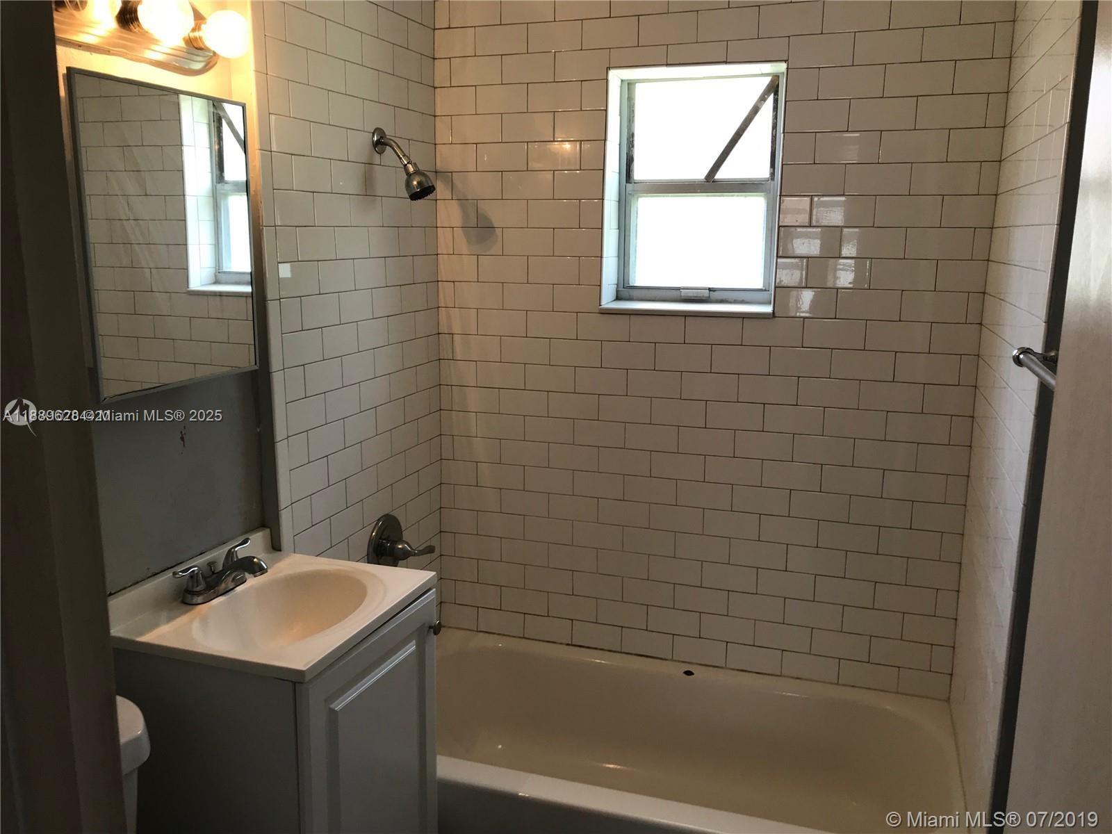 SEABOARD HIGHLANDS - Residential Lease