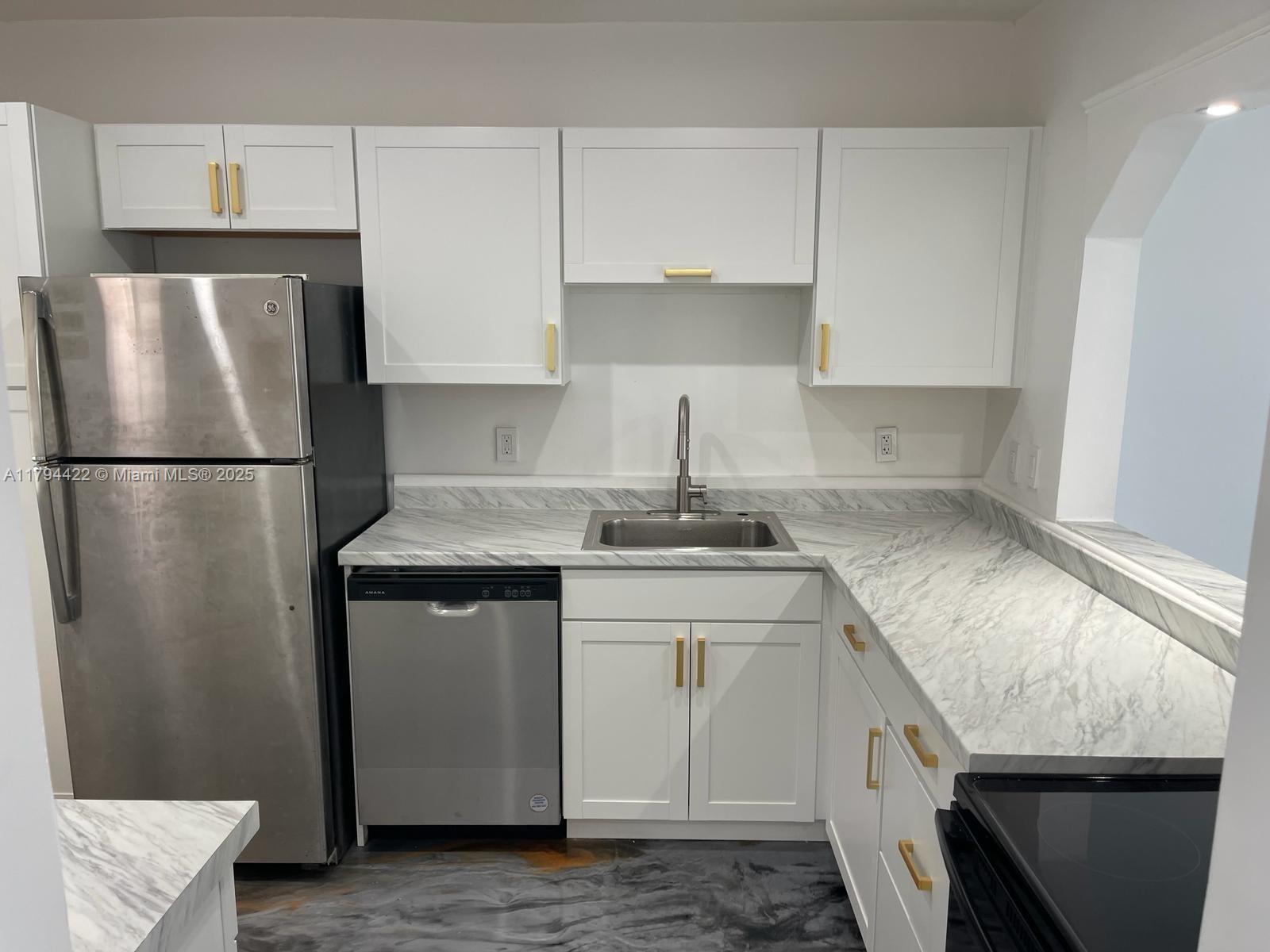 Rental Property at 251 Ne 187th St 826, Miami, Broward County, Florida - Bedrooms: 2 
Bathrooms: 1  - $1,999 MO.