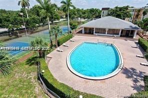 CAPRI GARDENS CONDO - Residential