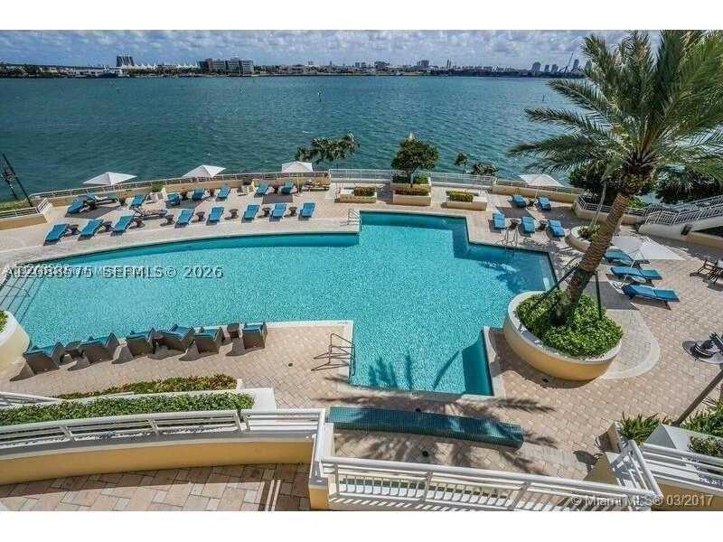 848 Brickell Key Dr 1104