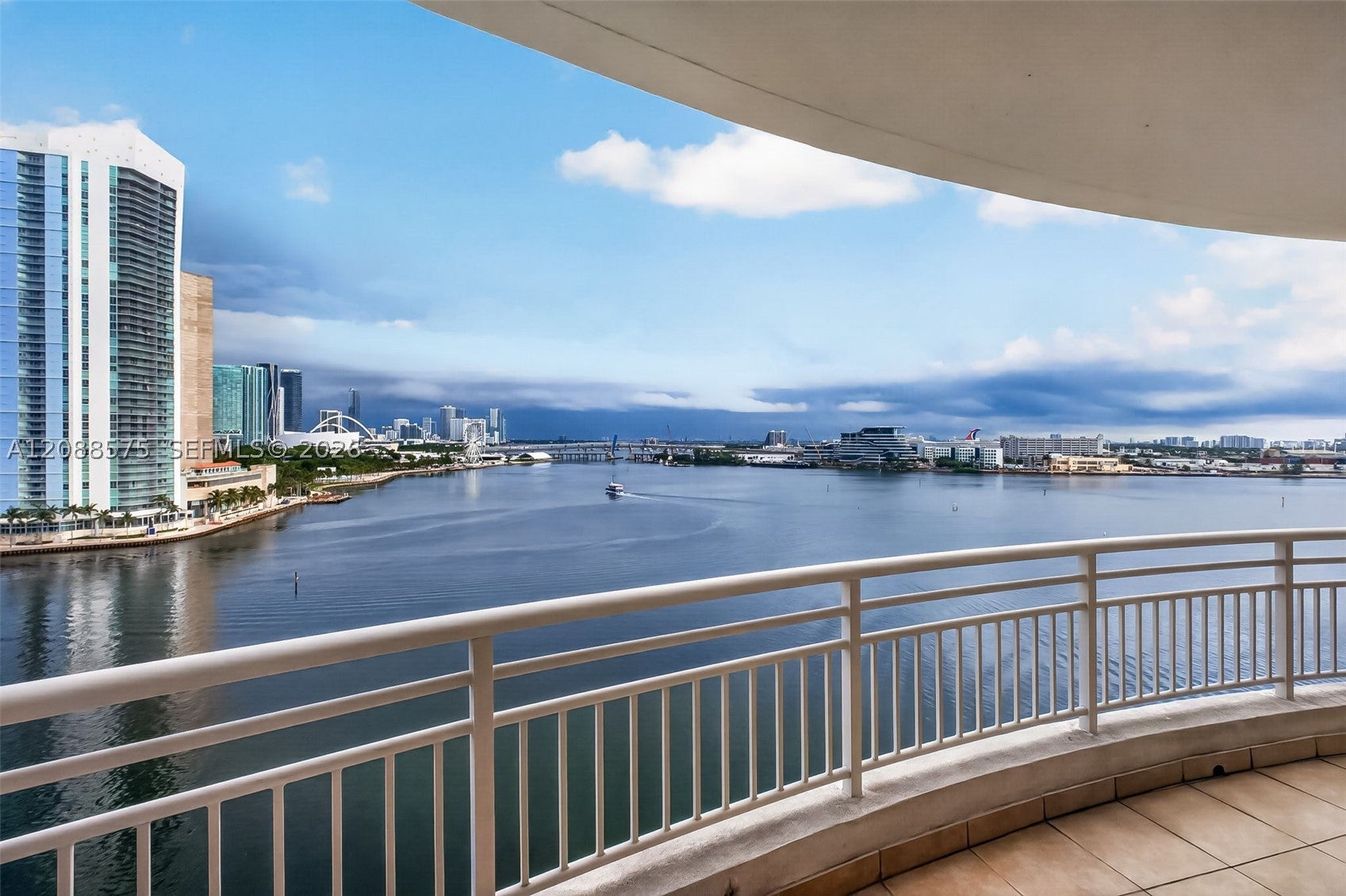 848 Brickell Key Dr 1104