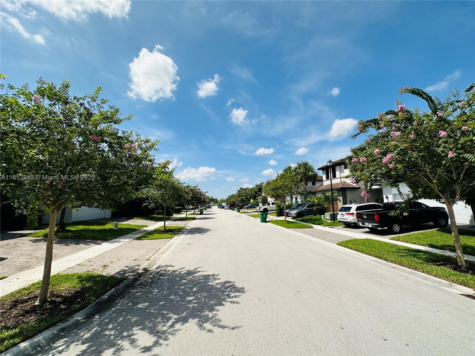 4943 Whispering Way
