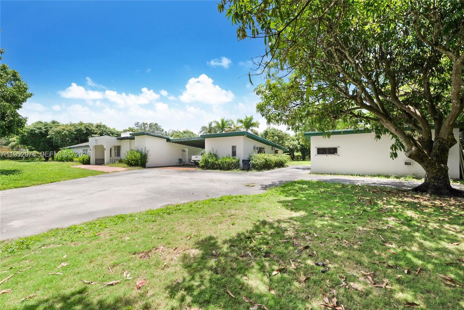 PERRINE GRANT SUB - Land