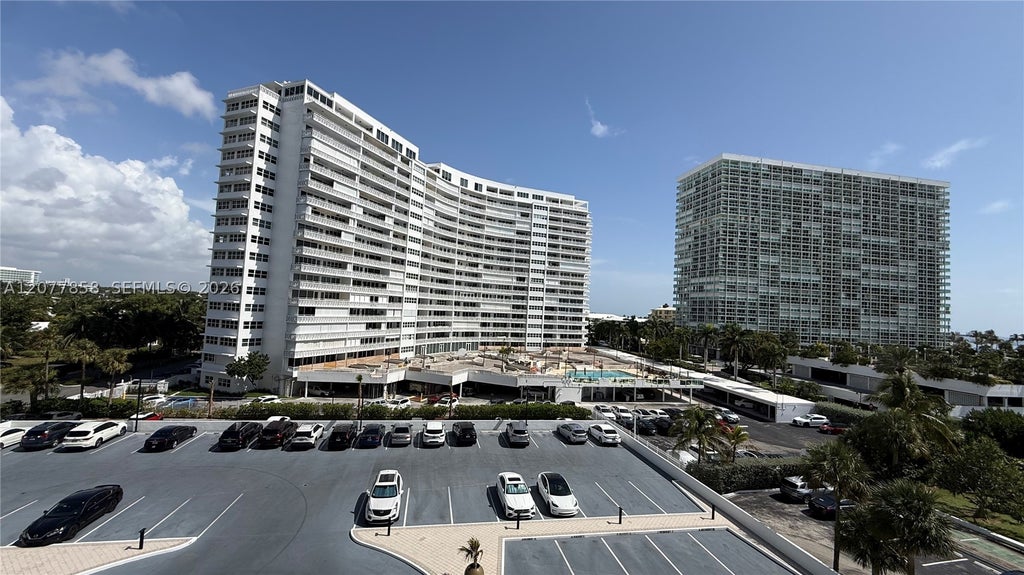 Photo of 2100 S Ocean Dr #5B, Fort Lauderdale, FL 33316 (MLS # A12077858)