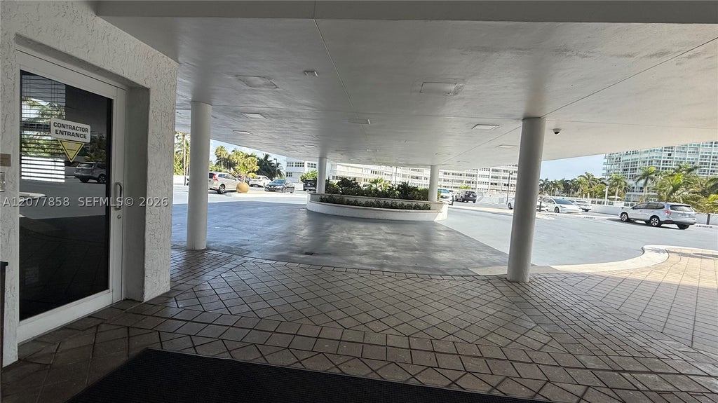 Photo of 2100 S Ocean Dr #5B, Fort Lauderdale, FL 33316 (MLS # A12077858)