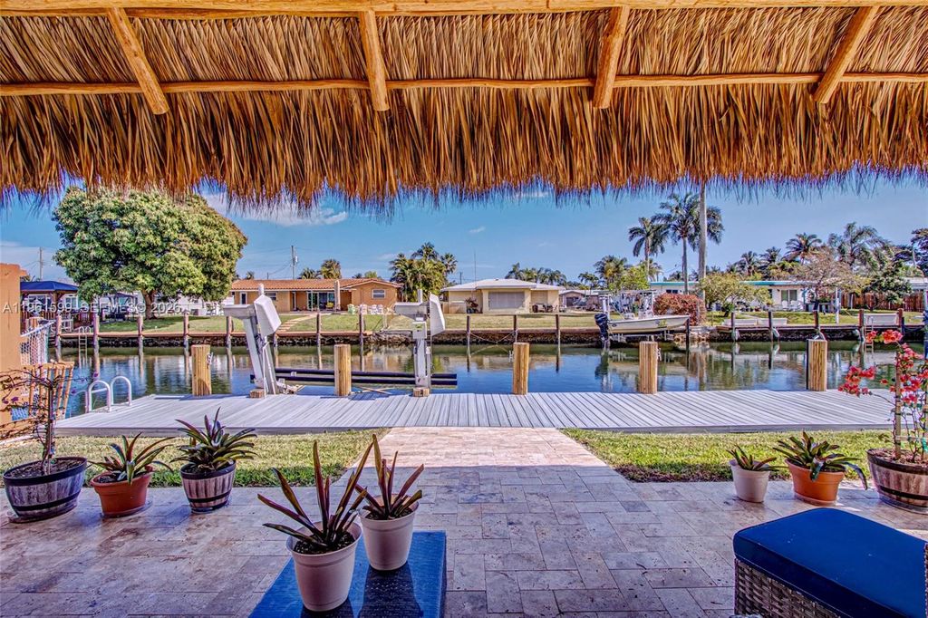 Photo of 922 Nautilus Isle, Dania Beach, FL 33004 (MLS # A11961599)