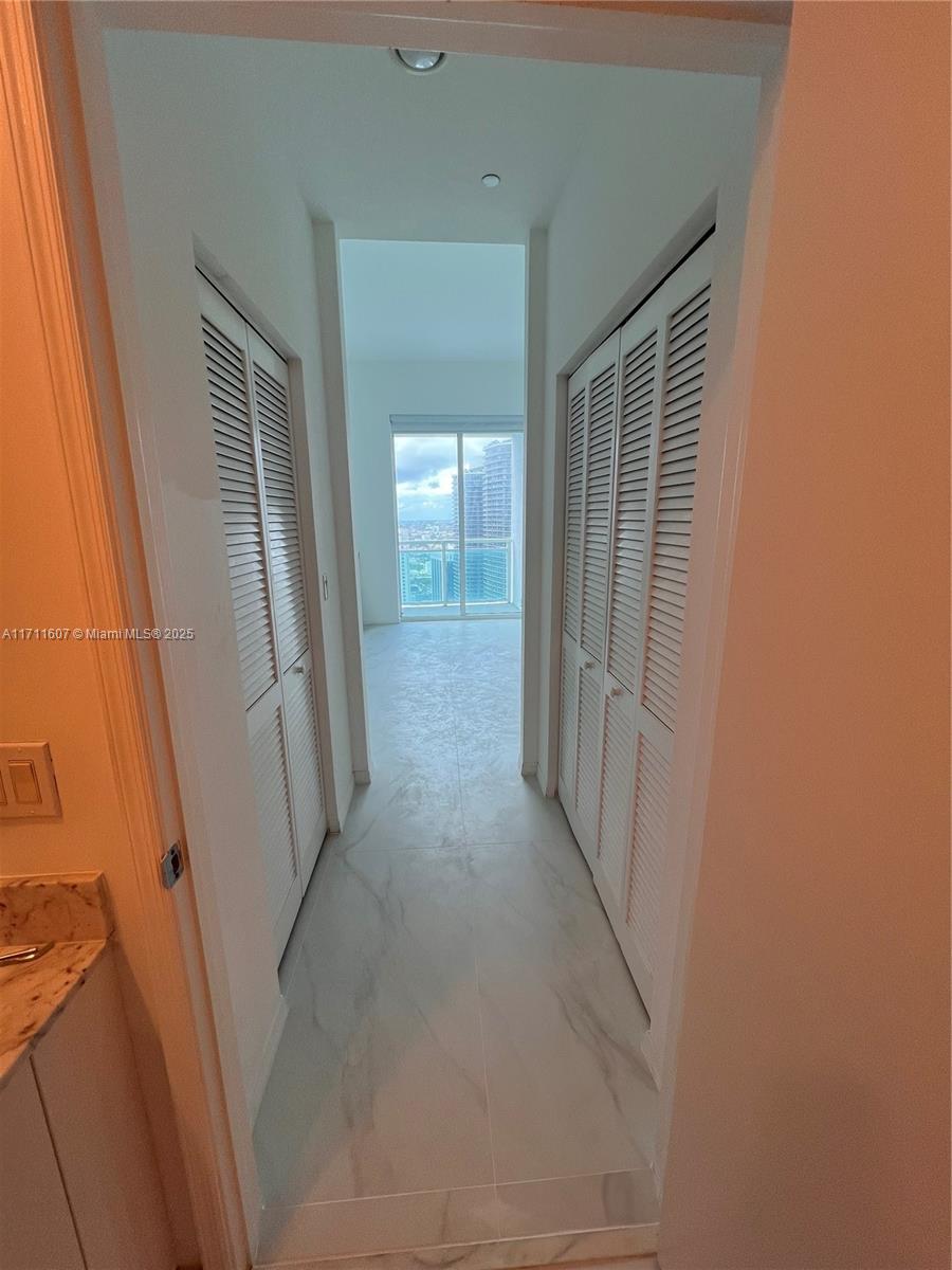 THE PLAZA 901 BRICKELL - Residential Lease