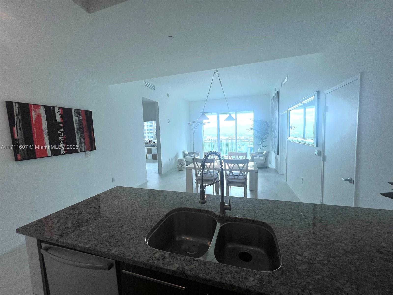 THE PLAZA 901 BRICKELL - Residential Lease