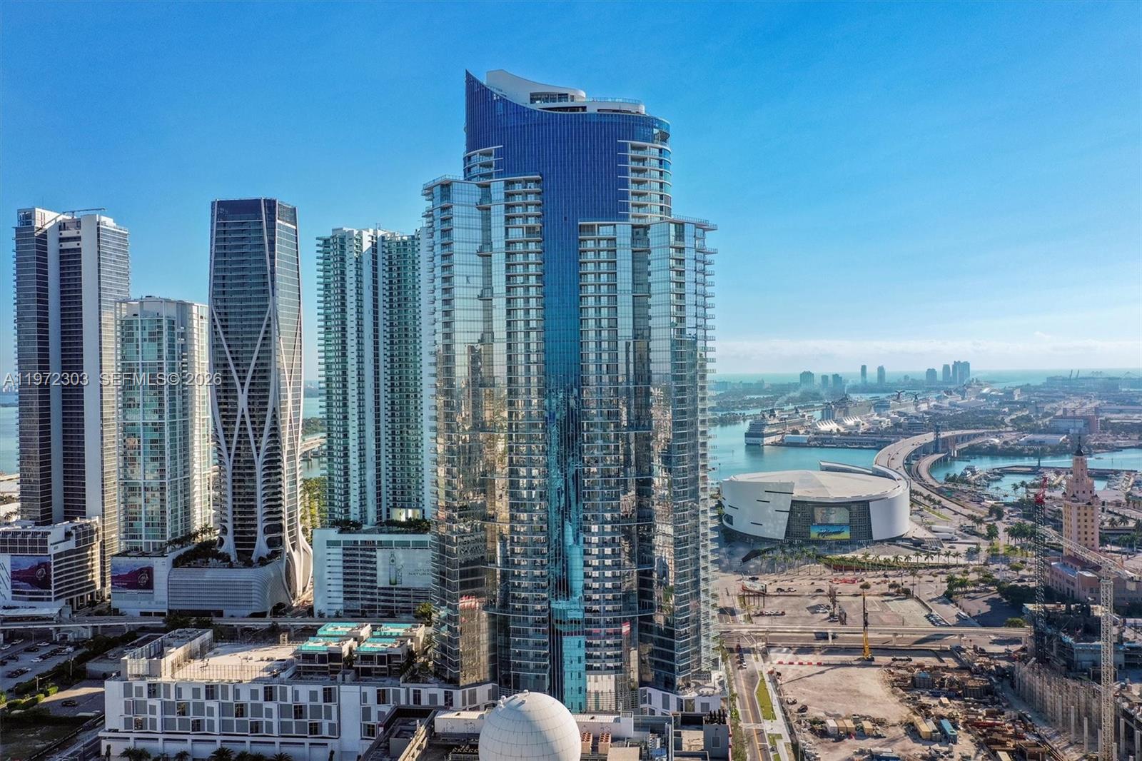 PARAMOUNT MIAMI WORLDCENT - Residential