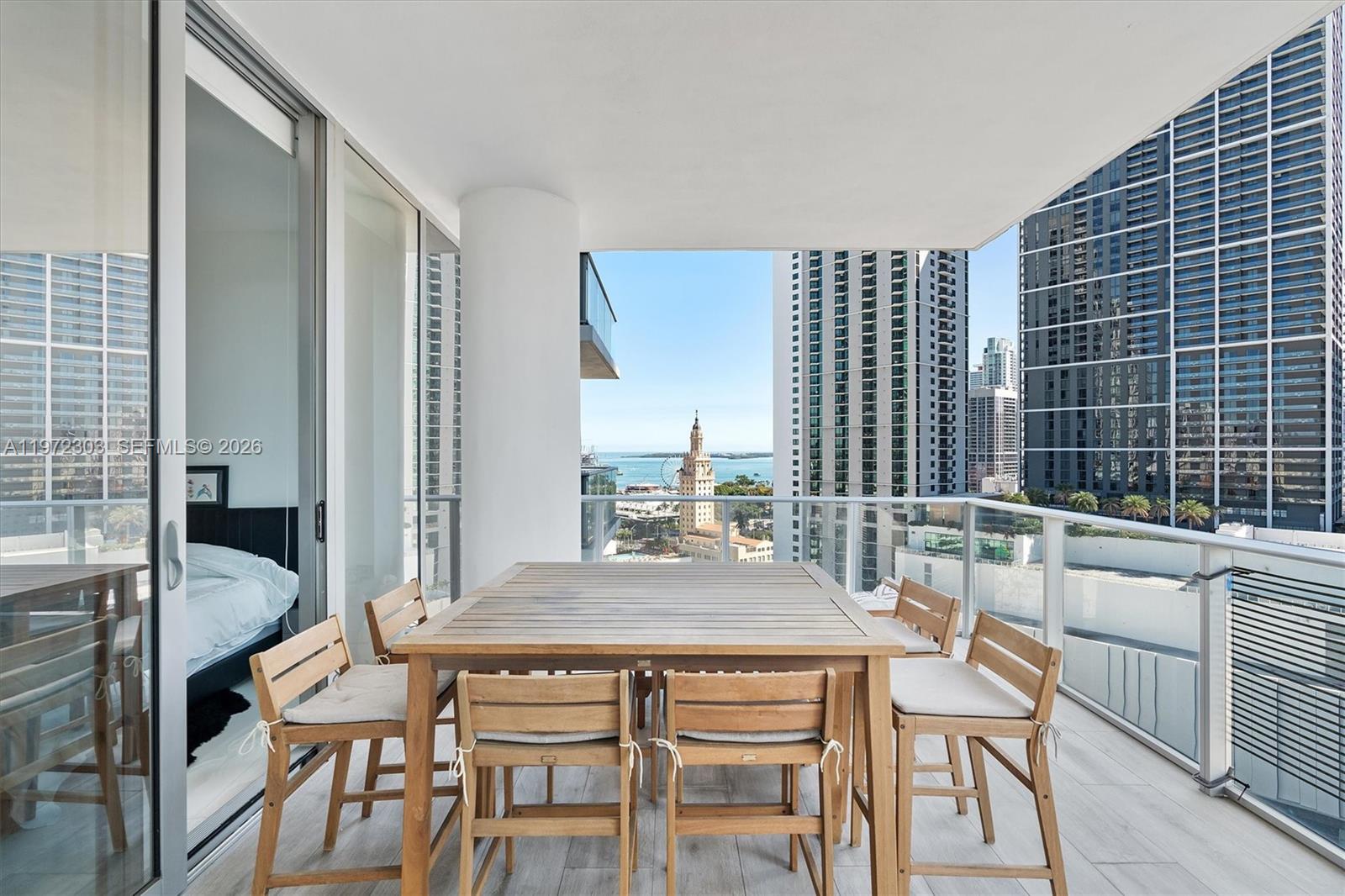 PARAMOUNT MIAMI WORLDCENT - Residential