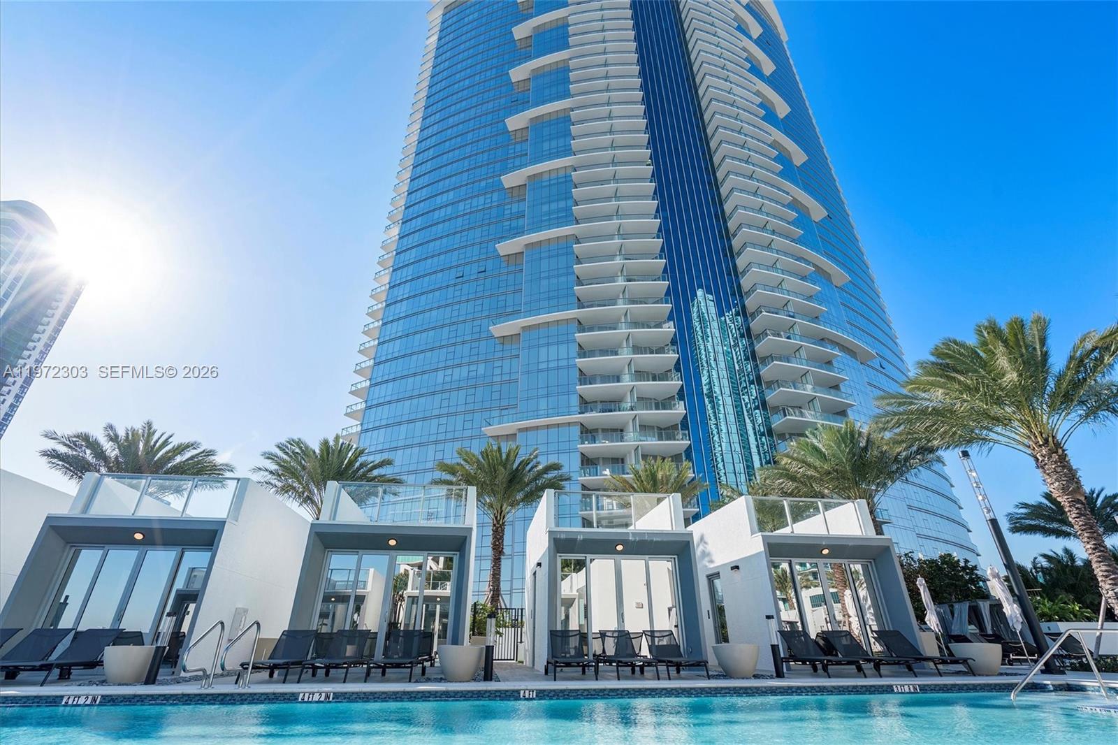 PARAMOUNT MIAMI WORLDCENT - Residential