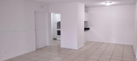 4009 N University Dr 106 Sunrise FL 33351