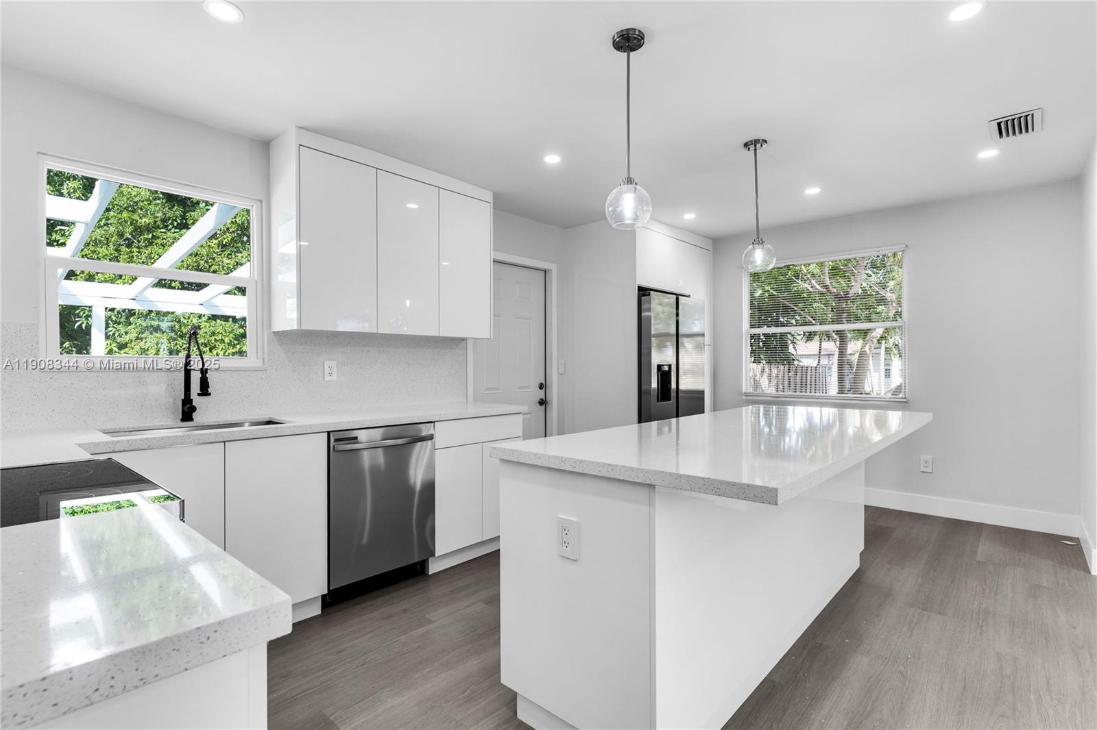 BEL-AIRE HOMES 1ST ADDN - Residential