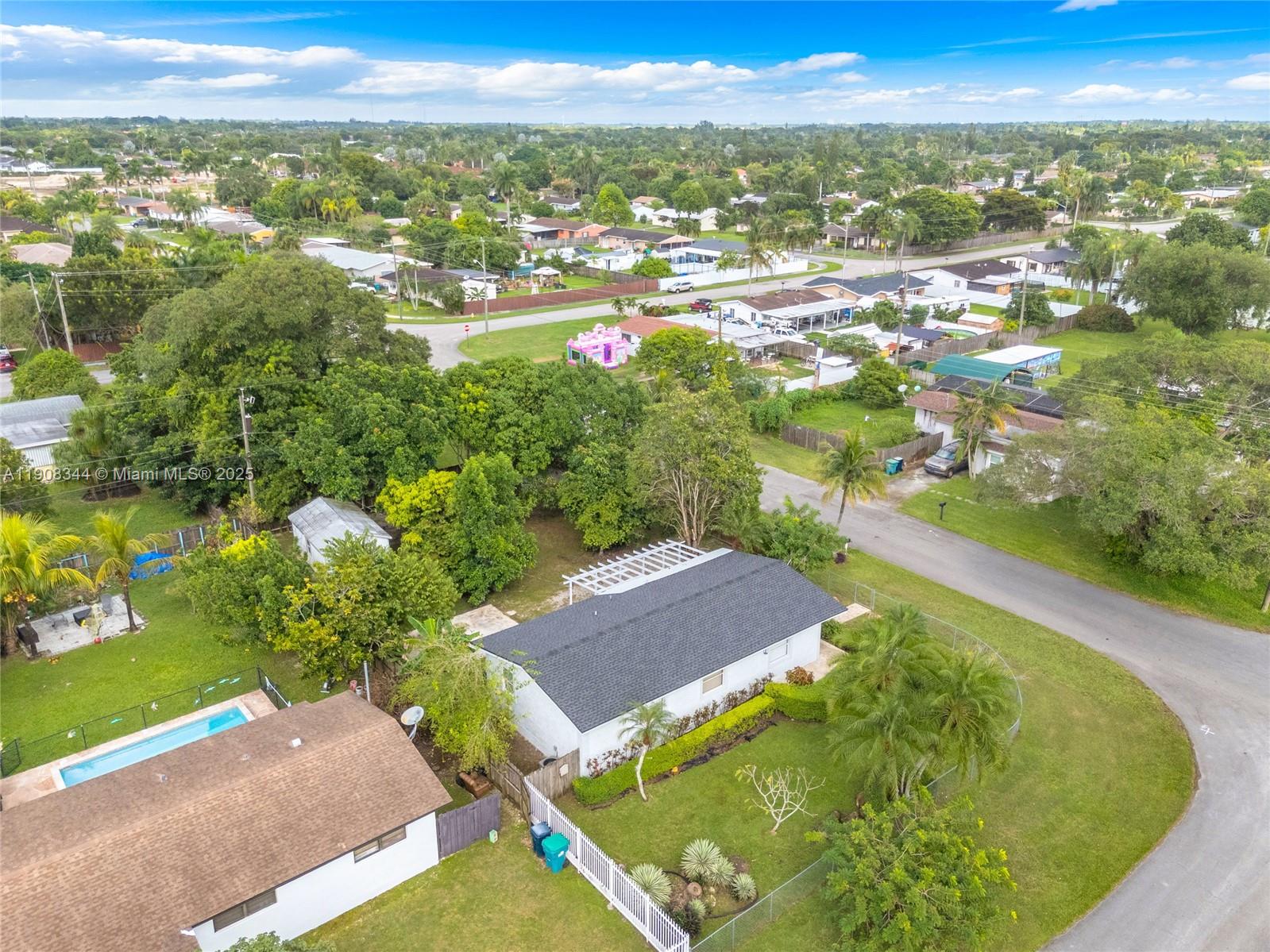 BEL-AIRE HOMES 1ST ADDN - Residential