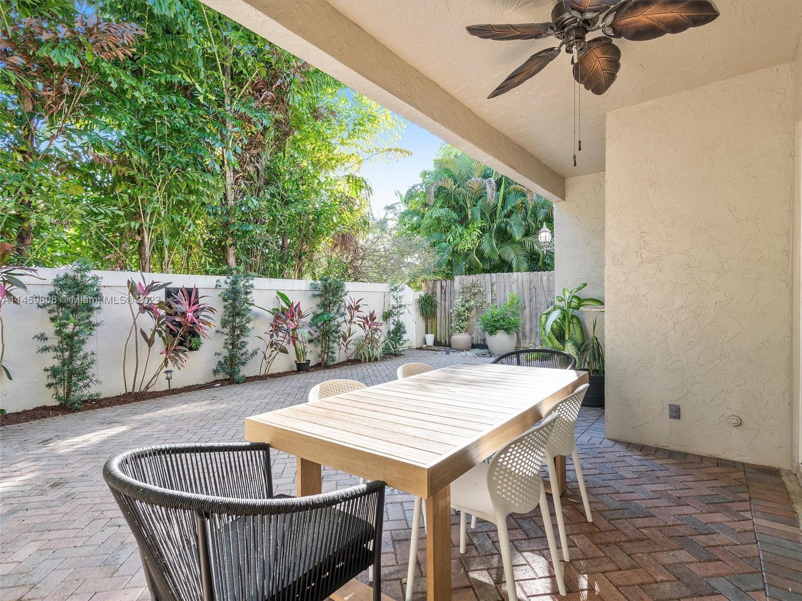 VICTORIA PARK CORR AMEN P - Residential