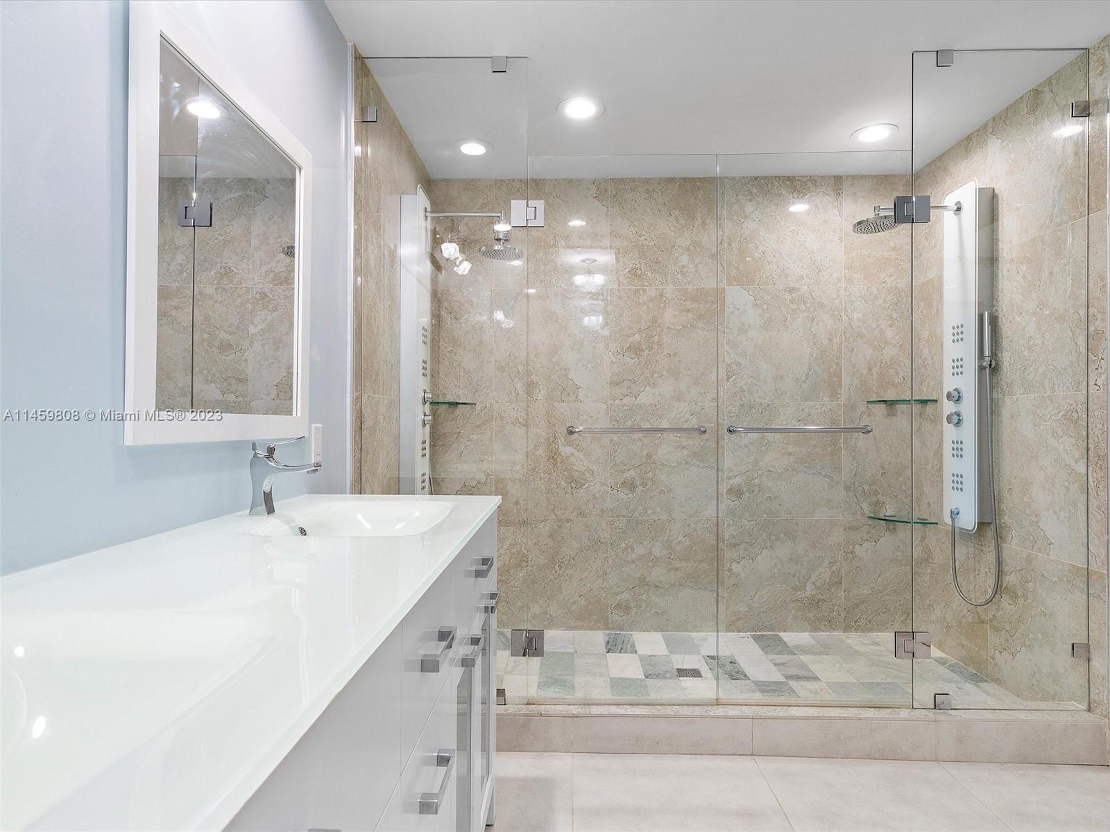 VICTORIA PARK CORR AMEN P - Residential