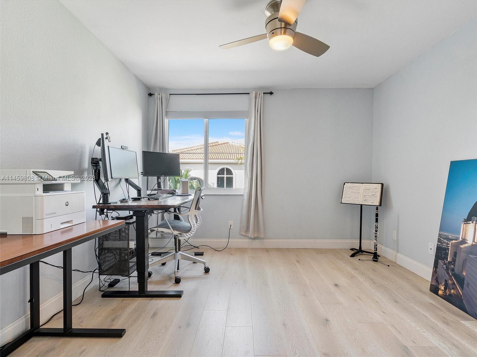 VICTORIA PARK CORR AMEN P - Residential