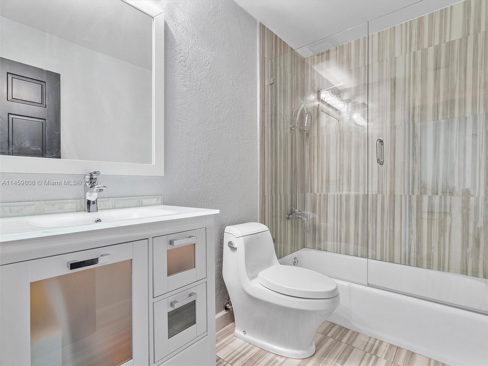 VICTORIA PARK CORR AMEN P - Residential